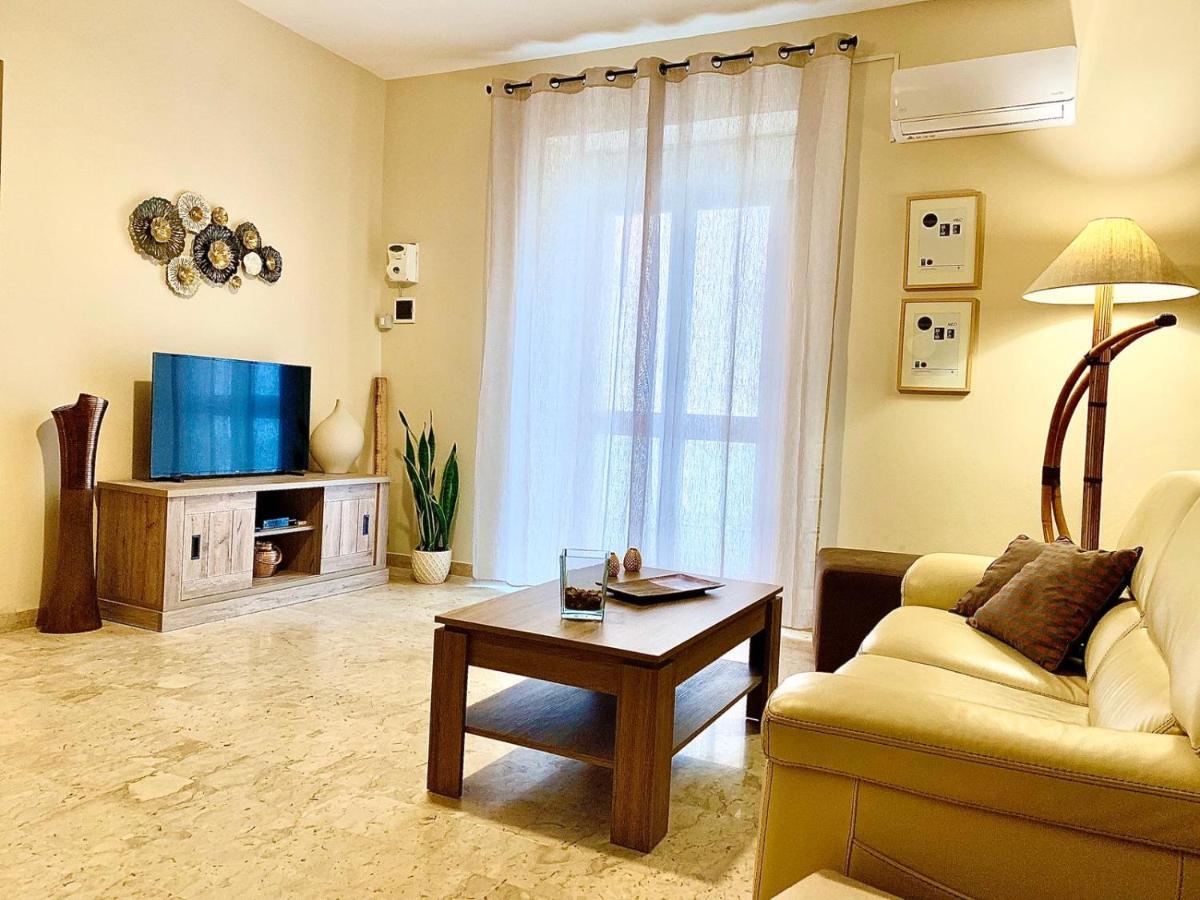 巴莱斯特拉泰Serenity House公寓 外观 照片