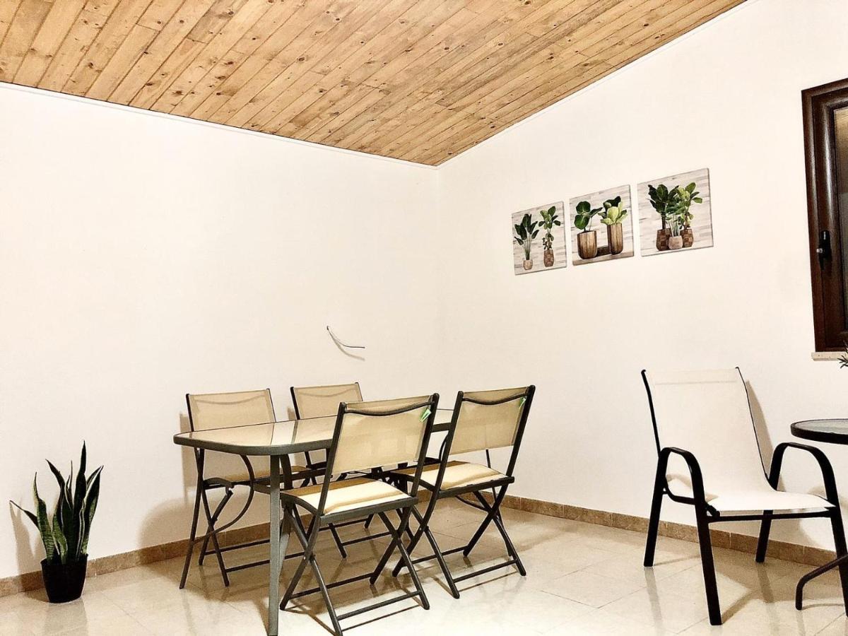 巴莱斯特拉泰Serenity House公寓 外观 照片