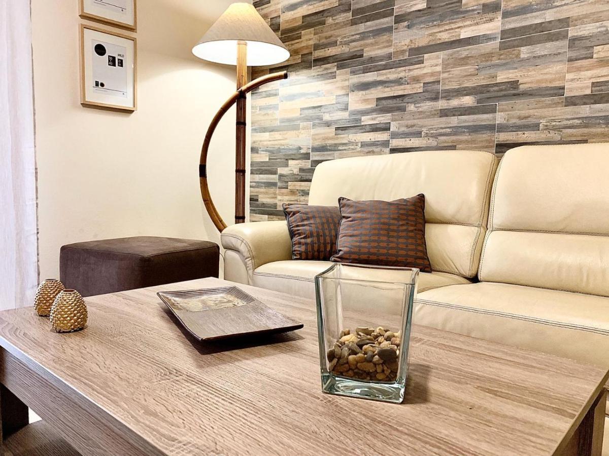 巴莱斯特拉泰Serenity House公寓 外观 照片